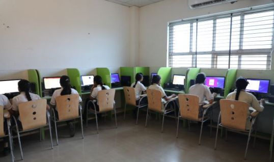 Language Lab Image 2